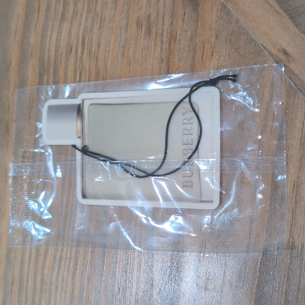 Burberry Her Hanging Air Freshener – New & Sealed